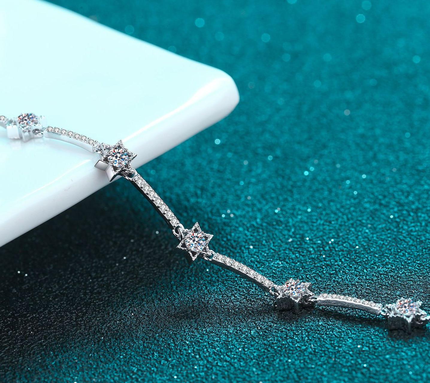 Trendy Personalizable Jewelry Band Made of Superior Quality 925 Silversmith Workmanship & Astral Gemstone Details