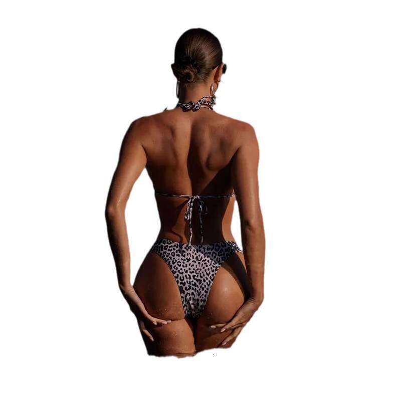 Swimsuit Three piece set of popular European and American swimsuits, sexy bikini 2025 new casual versatile fashion clothing