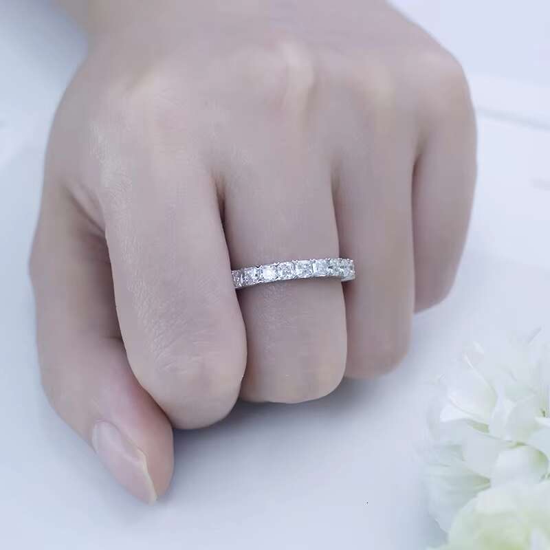 Luxury Fine Jewelry Eternity Band Ring Wholesale 10K 14K 18K Gold Moissanite Ring