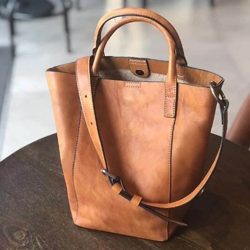 2025 First layer leather female vintage casual bucket Korean version hand bag shoulder crossbody bags cowhide