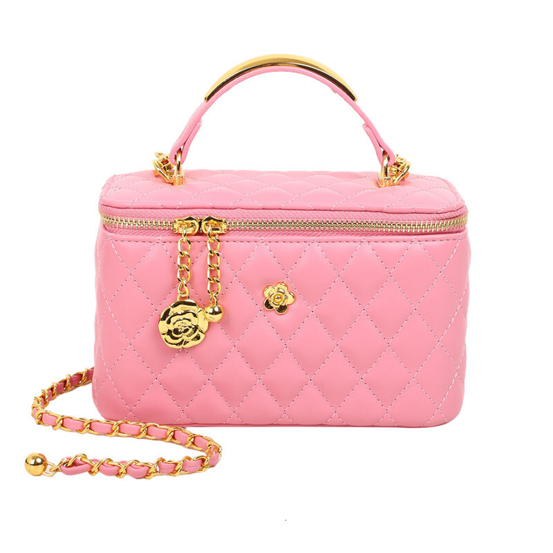 High-end Large Capacity Handbag Niche Luxury Designer Bag Commuter Versatile Makeup Bag Fashion Cross-border Women's Trendy Shoulder Free Shippin