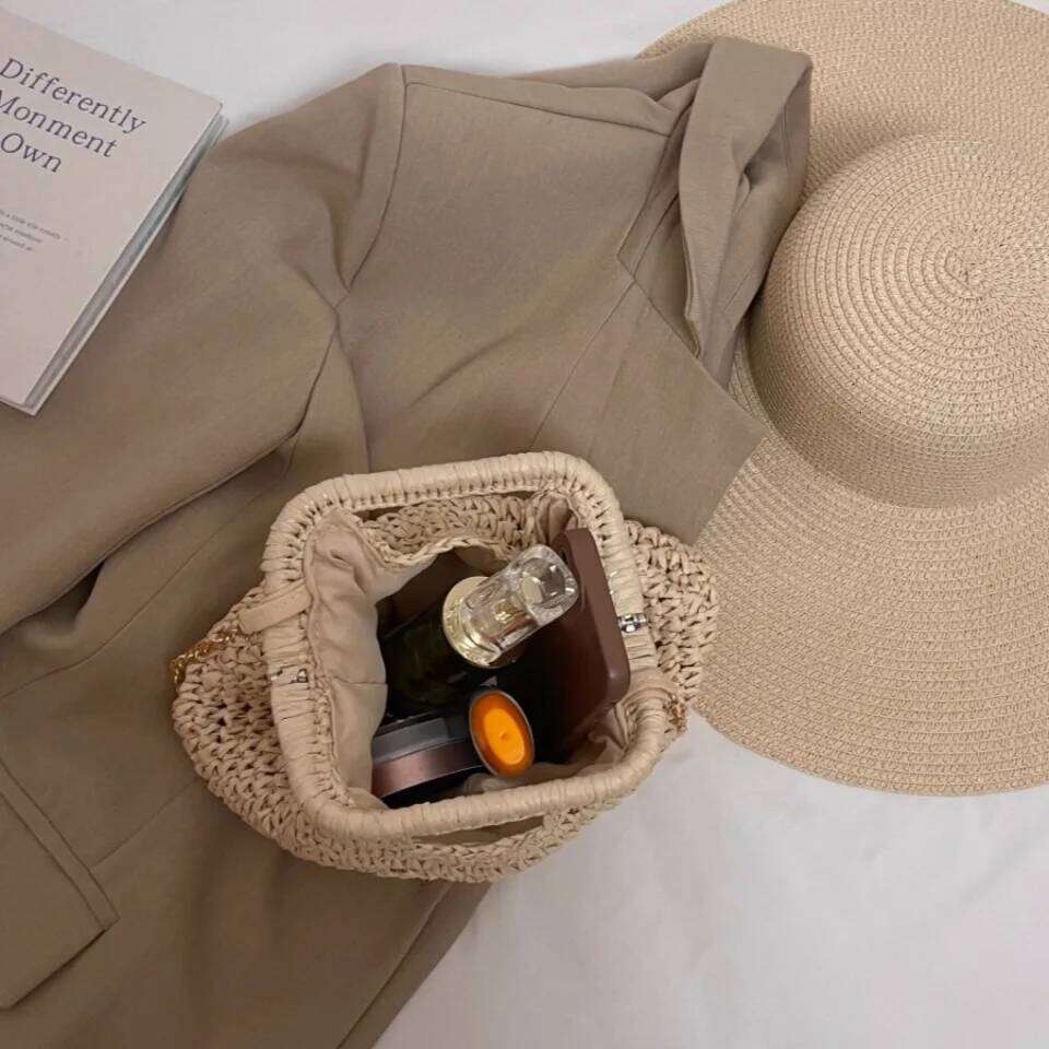 Retro Woven Clutch Bags For Women 2025 Straw Shell Chain Handbag Messenger Ladies Holiday Beach Eco-Friendly Crossbody Bag