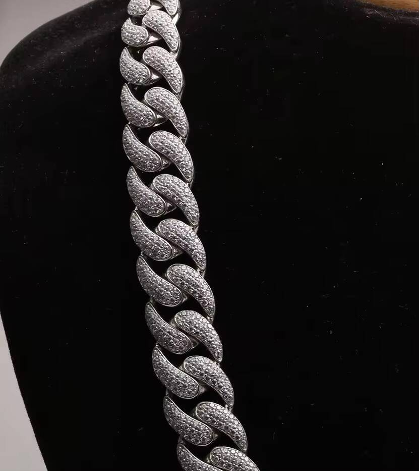 Fashionable Men's Gold Plated White Miniature Cuban Chain Necklace Hip Hop Jewelry
