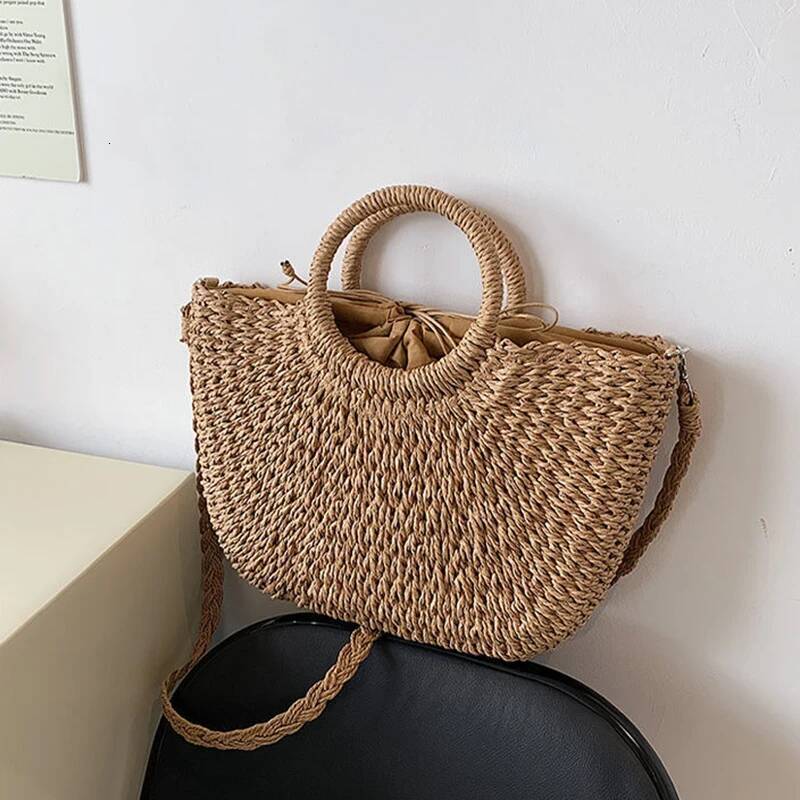 2025 New Straw Weaving Designer Women's Handcrafted Travel Seaside Beach Bag Summer New Handle Bucket Bag Shopping Handbag Basket