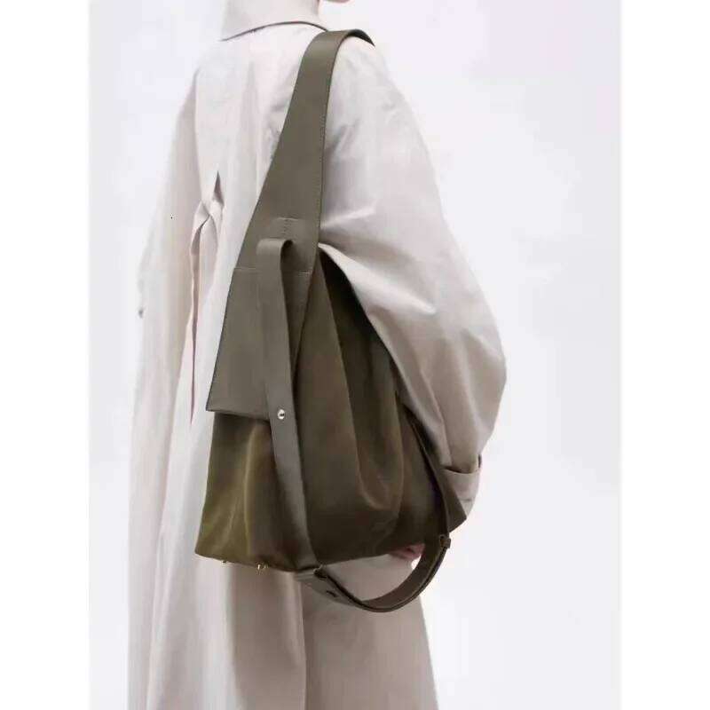 Maillard Slouchy Cross Autumn/Winter Premium Frosted Texture Large Capacity Tote Bag Commuter All-In-One Shoulder Individuality