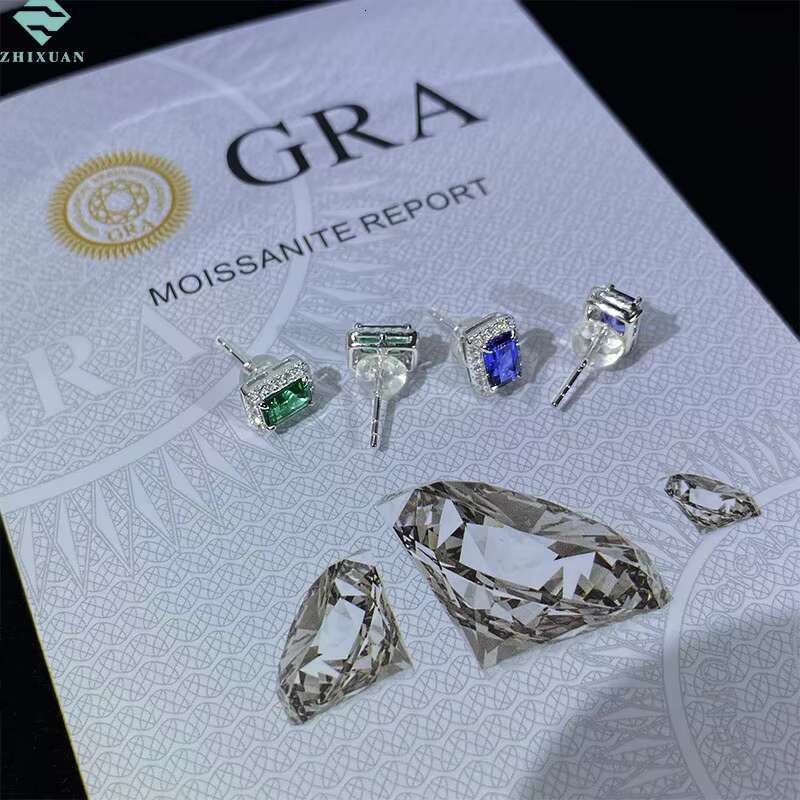 Womens High Quality 925 Silver VVS Moissanite Stud Earrings Fashionable Jewelry Design