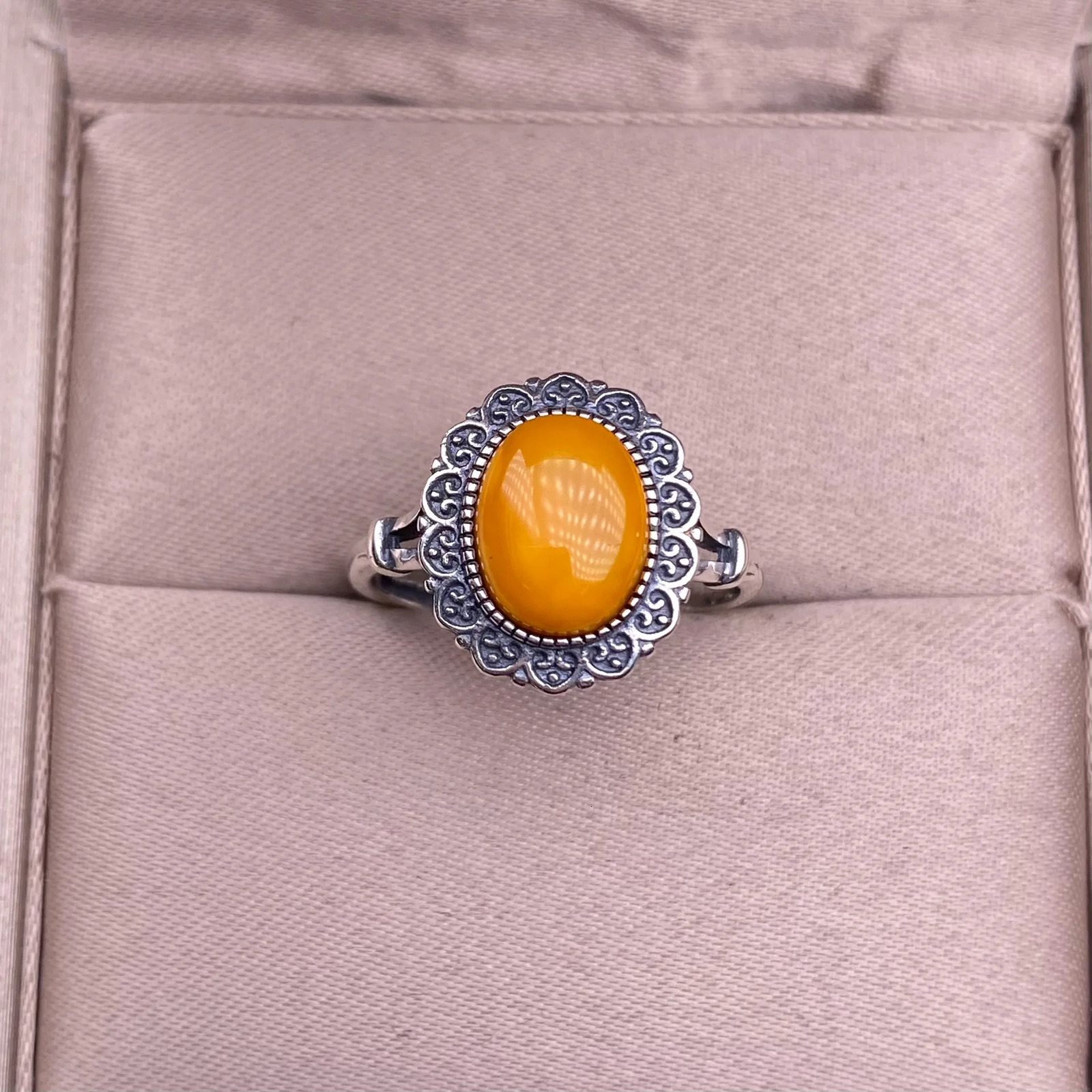 HOYON Natural Flower Amber Couple Neutral Ring s925 Silver Round Original Mineral Amber Womens Jewelry Gift Vintage Mens Ring 250526