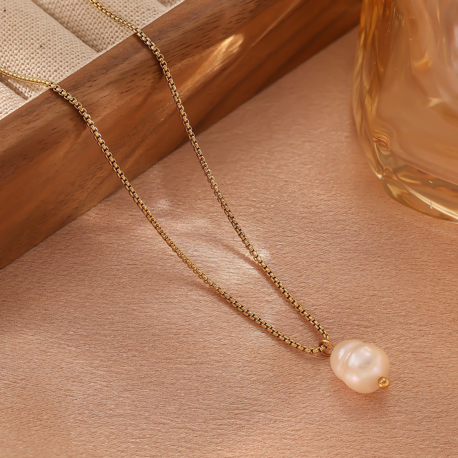 Pearl Pendant Necklace Titanium Steel Clavicle Chain Non-Fading Layered Blogger Style