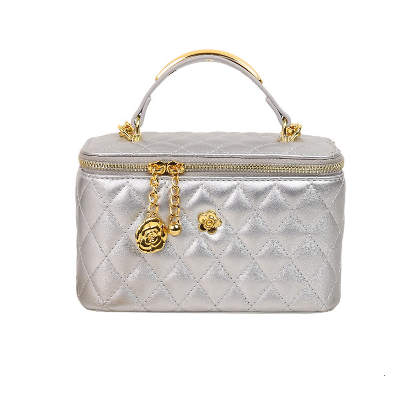 High-end Large Capacity Handbag Niche Luxury Designer Bag Commuter Versatile Makeup Bag Fashion Cross-border Women's Trendy Shoulder Free Shippin