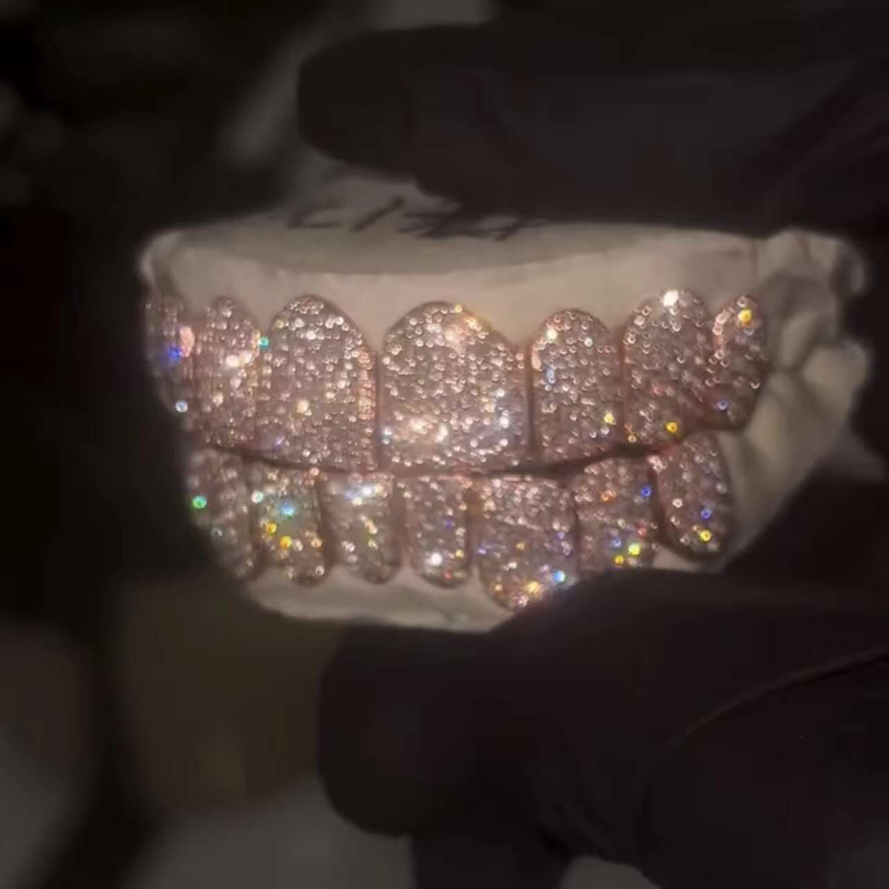 Custom Fashion Hip Hop Jewelry Rose Gold Plated Solid Silver Iced Out VVS Diamond Round Cut Moissanite Teeth Grillz for Mens