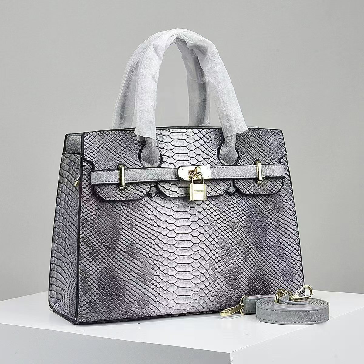 Cross-border Free Shipping Luxury Handbag For Women Outdoor Beach Bag New High-end Tote Bag Elegant Designers Bag Mom Bag Middle-aged Crossbody Bag, B