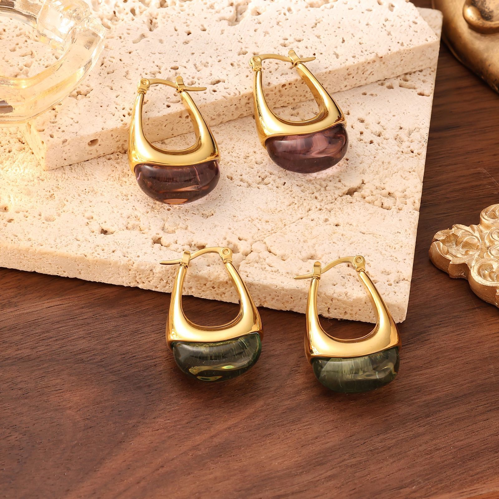 Natural Tiger Eye Stone Horseshoe Art Earrings for Women, Niche Design with a Sense of Sophistication and Elegant Ear Cuffs