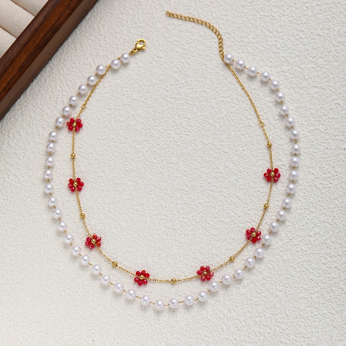 Strawberry Pearl Necklace for Women, Hip-Hop Simple Fruit Collarbone Chain Accessory