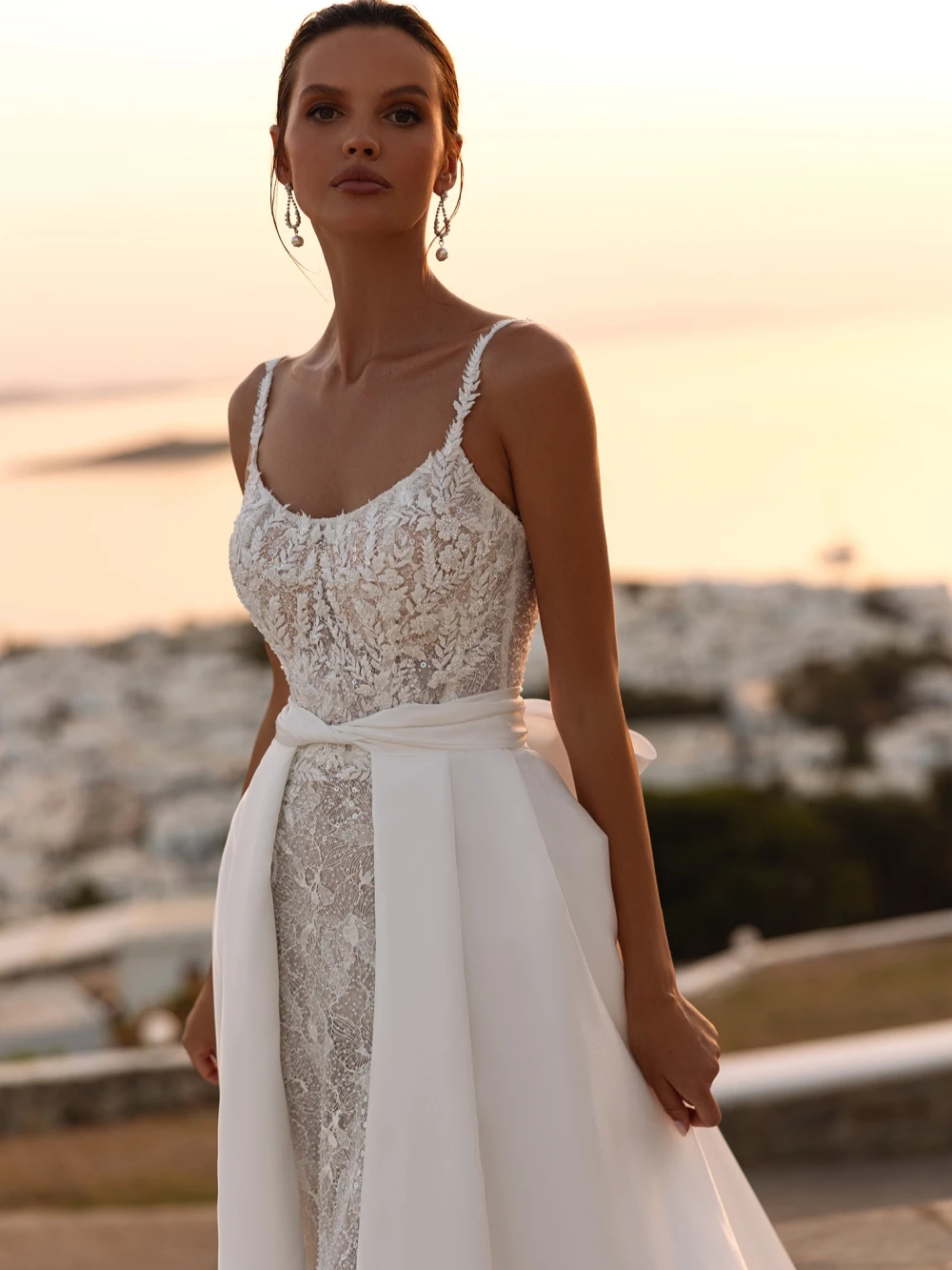 Simple A Line Wedding Dress For Women Spaghetti Straps Sleeveless Bridal Gown Appliques Lace Detachable Train Dresses Custom Made vestidos de novia