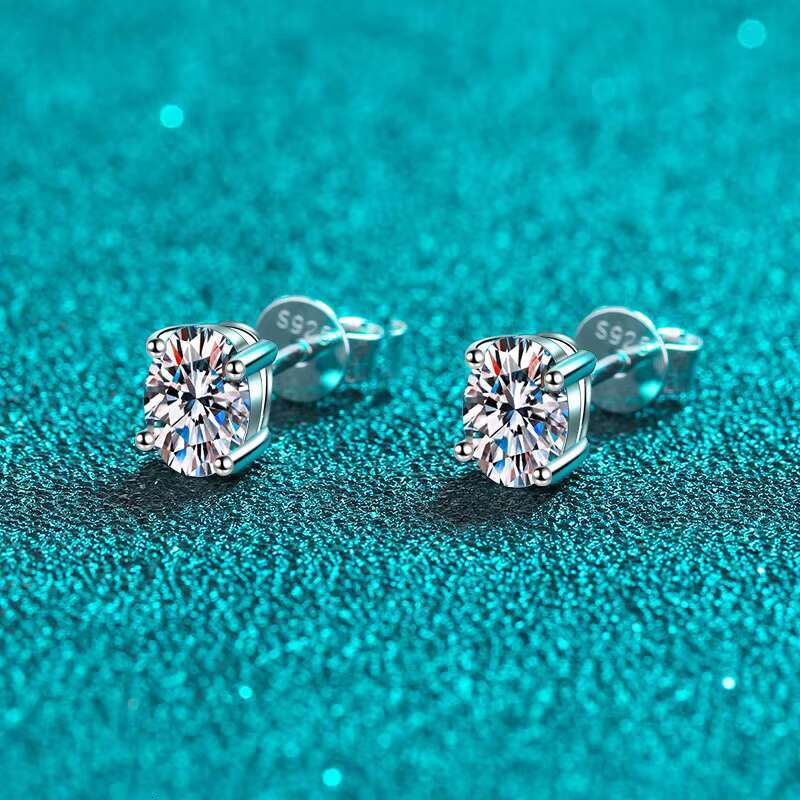 925 Sterling Silver Stud Earrings Tremella Nail Female Pigeon Egg Moissanite 4 Claw Ear Jewelry Manufacturer Direct Wholesale
