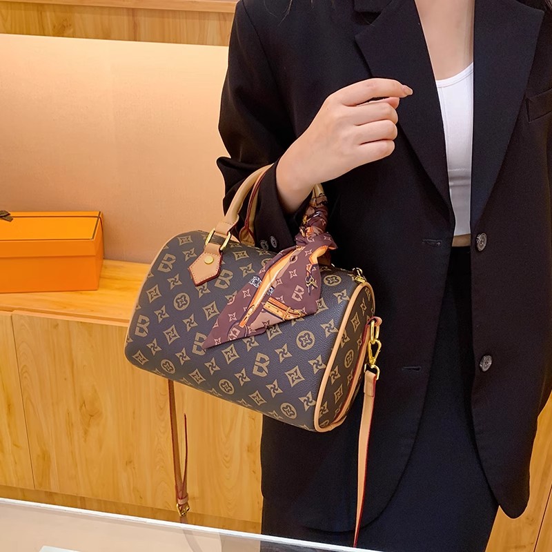 2025 designer bag luxury shoulder bag wrist bag crossbody bag women's fashion bag handbag crossbody bag fashion printed women's Boston bag