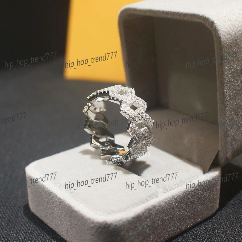 Custom Fashion Design Cuban Ring VVS Moissanite 925 Sterling Silver Hip Hop Ice Out White Gold Jewelry Gift for Men