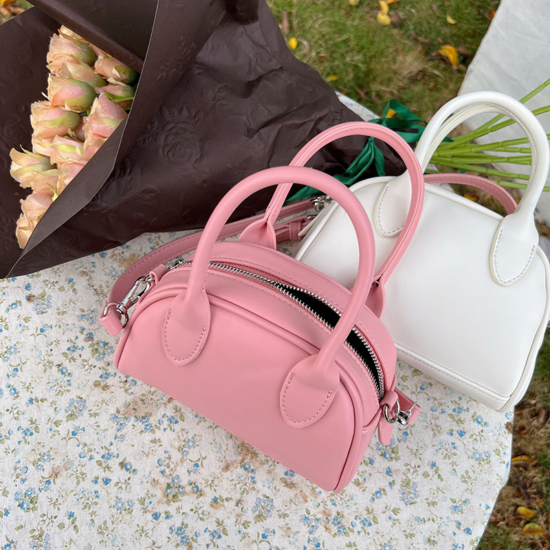 designer Korean INS New 2025 Niche Design Boston Bag for Women Simple Versatile Handbag Crossbody Small Square Bag