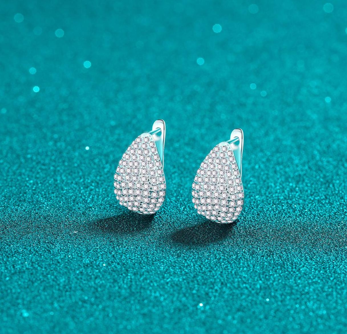 S925 Silver Moissanite Waterdrop Earrings with Pear Shape Design for Elegant and Trendy Look
