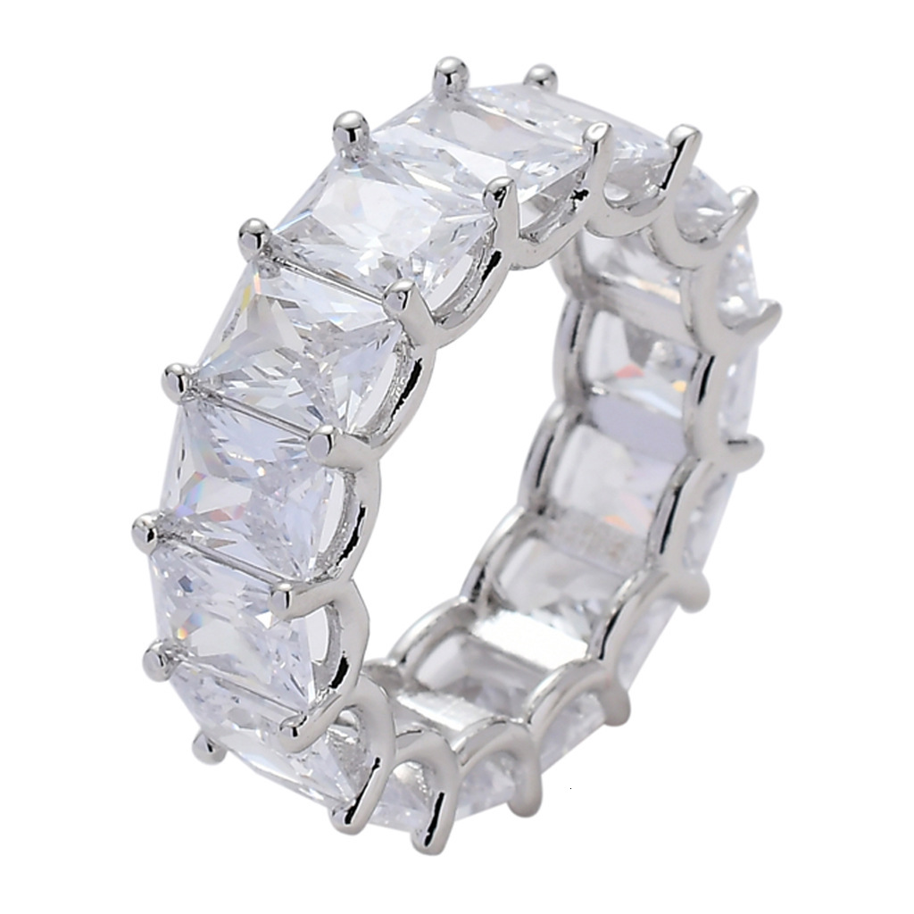 New hip hop ring 18 K gold nightclub hip hop ring for men moissanite