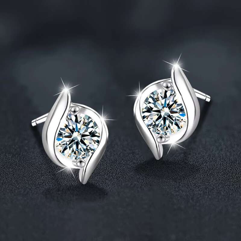 Chasau Customized Jewelry New Arrivals Luxury White Gold 5mm 0.5ct 925 Sterling Silver Round Moissanite Twist Stud Earrings