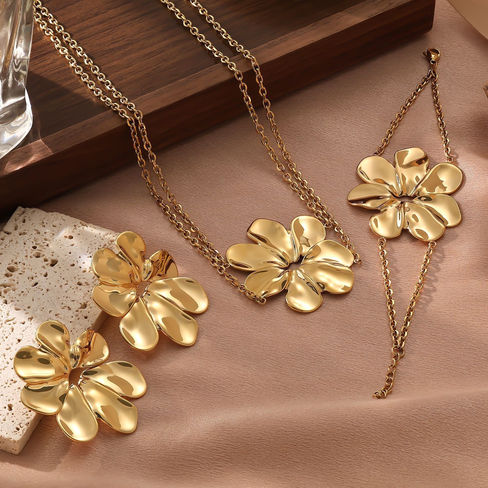 Personality Double Layer Five Petal Flower Simple Striped Leaf Tassel Earrings