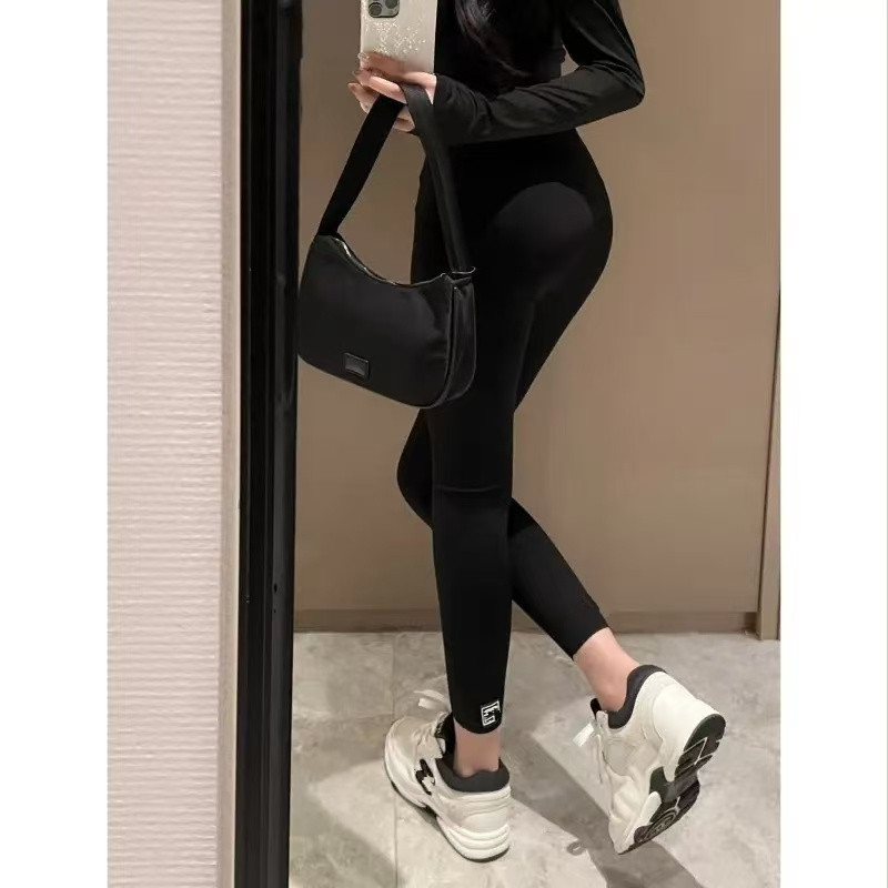 Designer Black Women Tracksuits Luxury Long Sleeve Cropped Yoga Outfits Webbing Tops Leggings Set Sexy Sporty Sportswear Gym Tracksuit