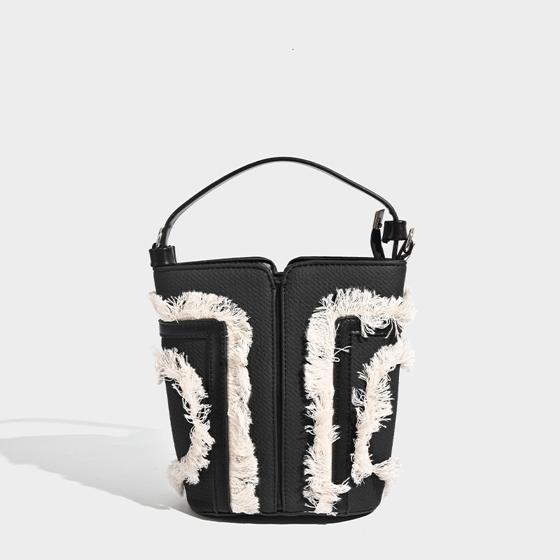 designer New Style High-End Fashionable Tassel Casual Chic Niche Denim Pleated Patchwork Handbag Crossbody Bag for Women