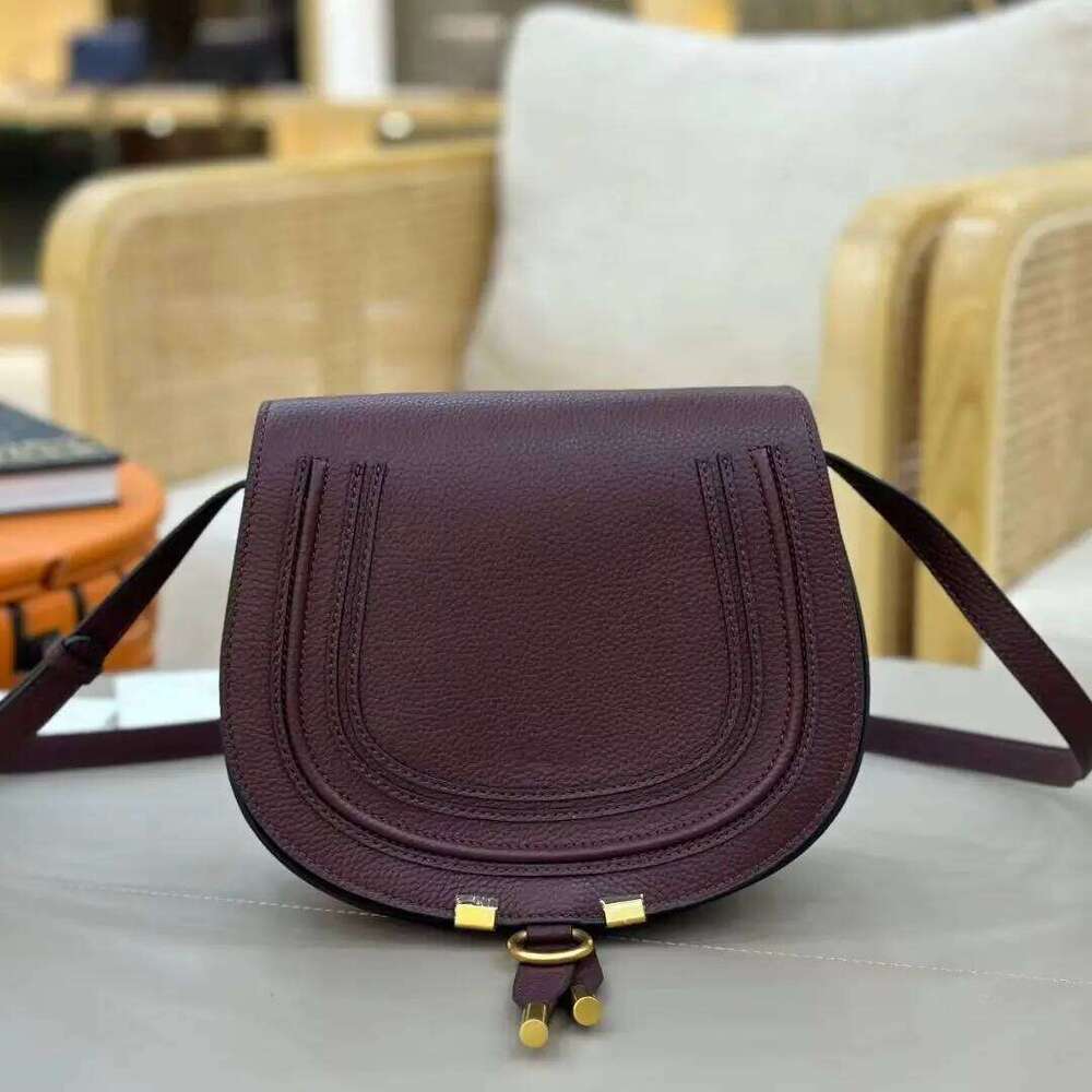 Classic Full Grain Cowhide Saddle Crossbody Bag Fashion Flip Shoulder Ladies Commuting Genuine Leather Purse High Quality