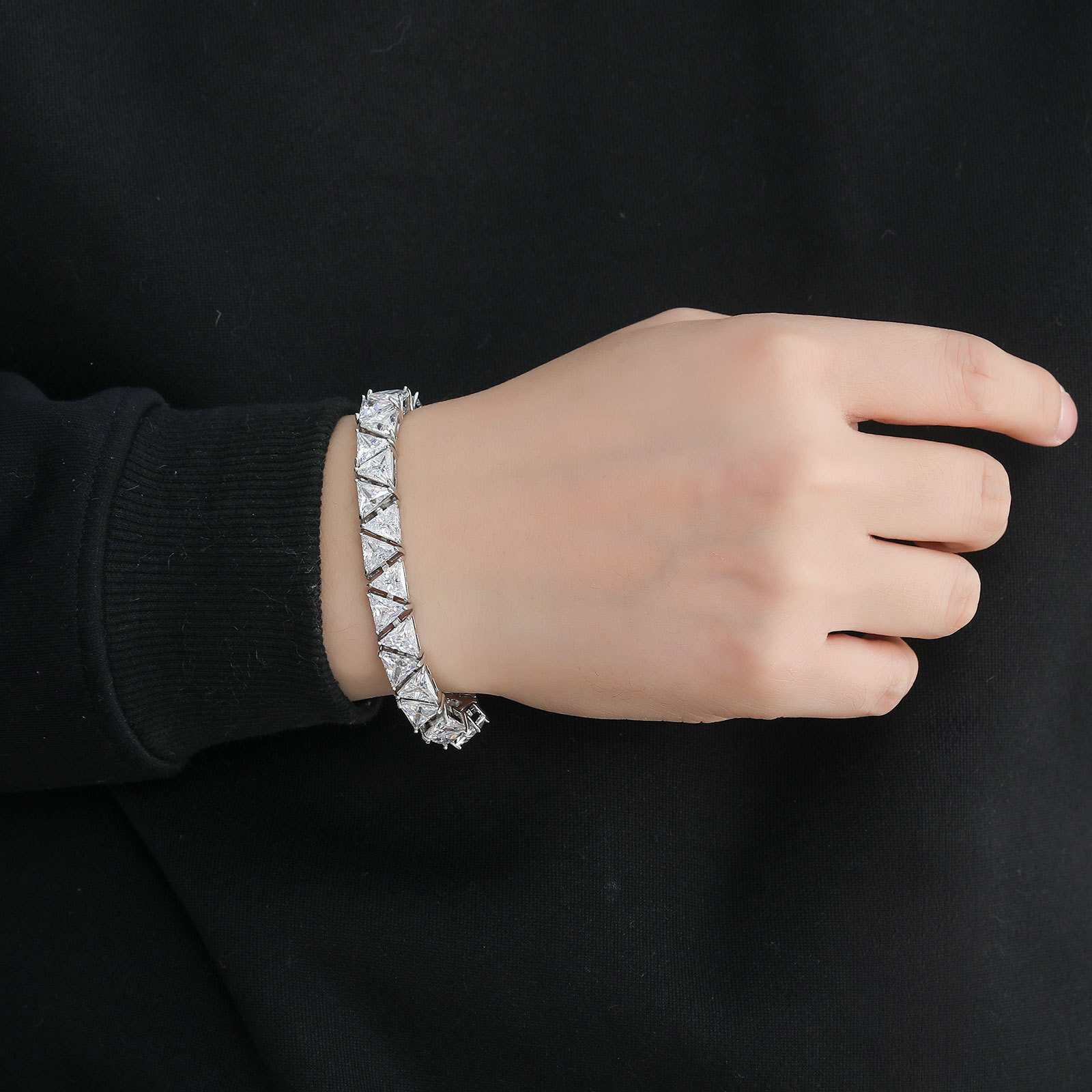 Hip Hop Bracelet 9mm Triangular Moissanite Tennis Chain Fashionable and Versatile Trendy Mens Jewelry Hip Hop Chain moissanite