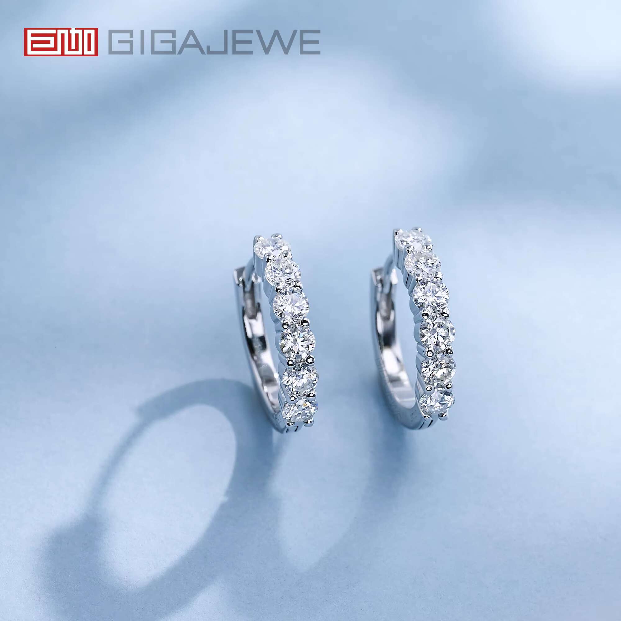 GIGAJEWE Total 1.2ct White/ Blue/ Green Color Moissanite Silver 925 Plated White 18k Gold Hoop Earrings