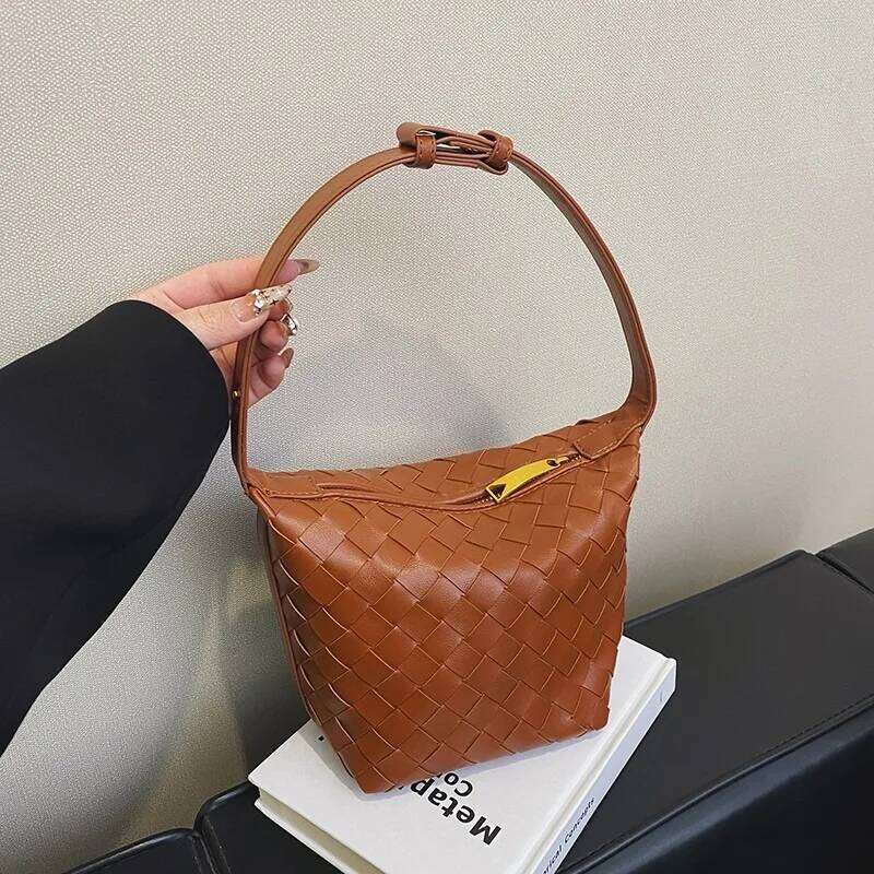 Hot Selling Embroidered Shoulder Bag Women's Leather Crossbody Handbag Designer Tote Purse Evening Party
