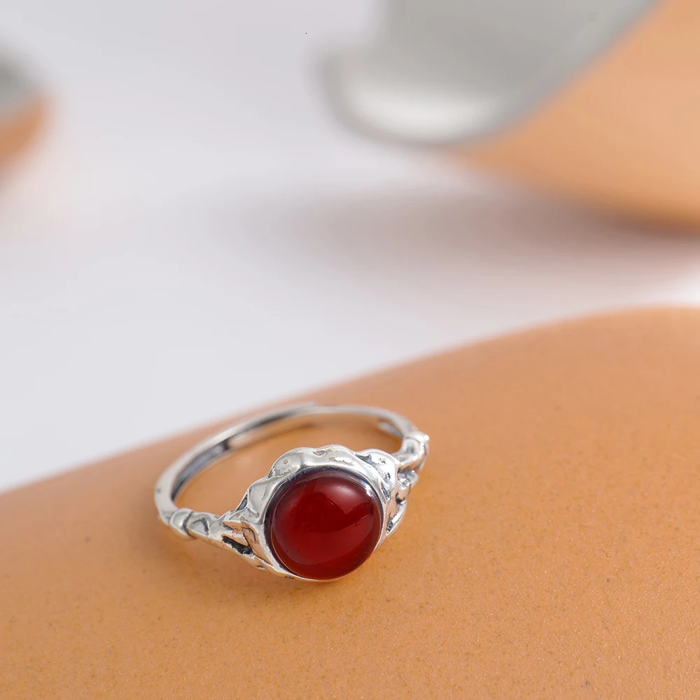 Vintage Glamour S925 Silver Ring Rich Red Hue Natural Cherry Amber 8mm Round Fossilized Resin Energy Passion Gemstone Jewelry 250526