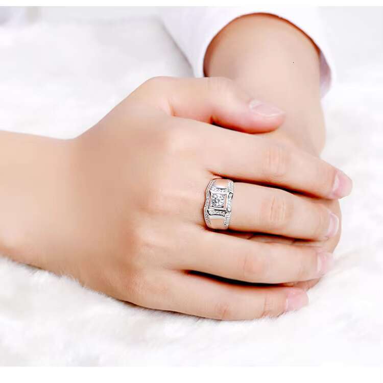 XingYao Jewelry 18K White Gold Moissanite Wedding Ring Mens Ring