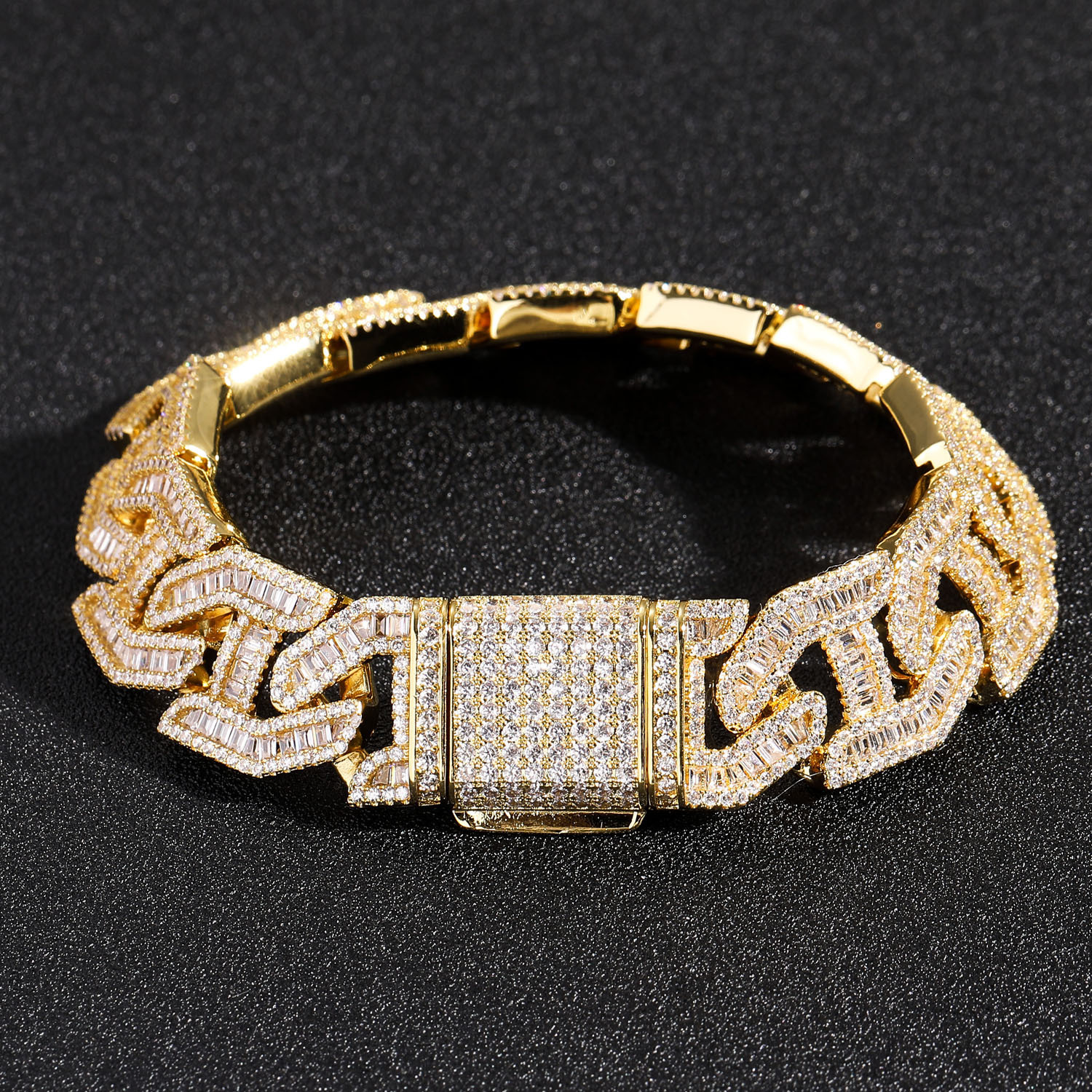 Hip hop Bracelet 17mm Japanese square Moissaniteium lock necklace heavy industry box buckle mens Bracelet moissanite