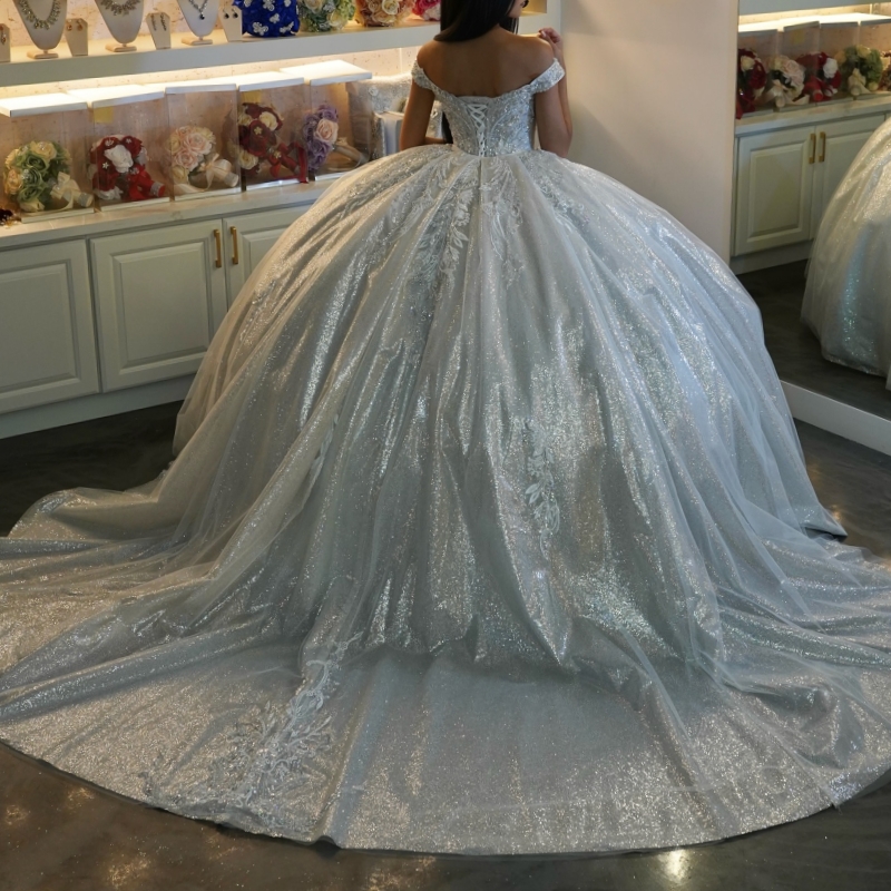 Light Silvery Shiny Princess Quinceanera Dresses Off Shoulder Applique Lace Beading Tull Sweet 16 Dress Ball Gown Vestidos 15 Anos