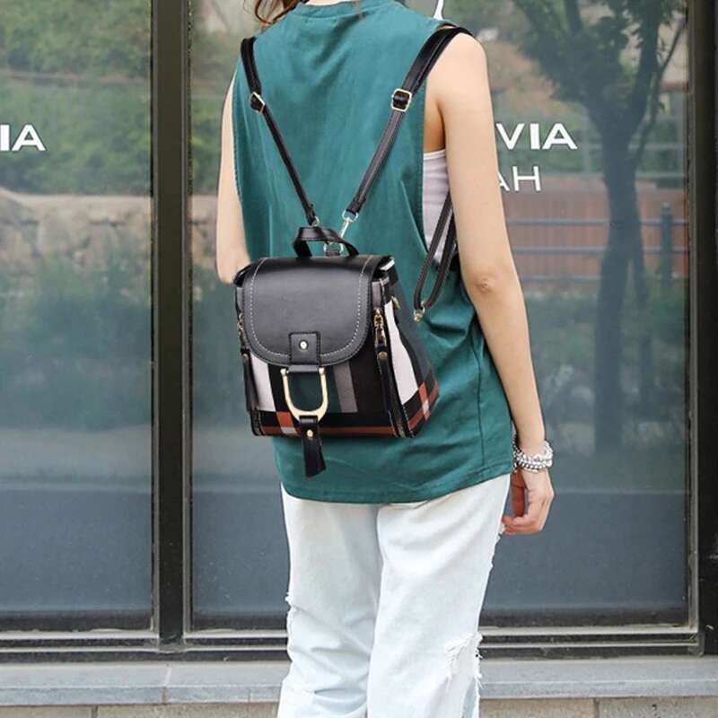 2025 New Fashion Small Pu Leather Backpack Designer Women's Retro Checkered School Backpack High Quality Travel Backpack Shopping Bag 3