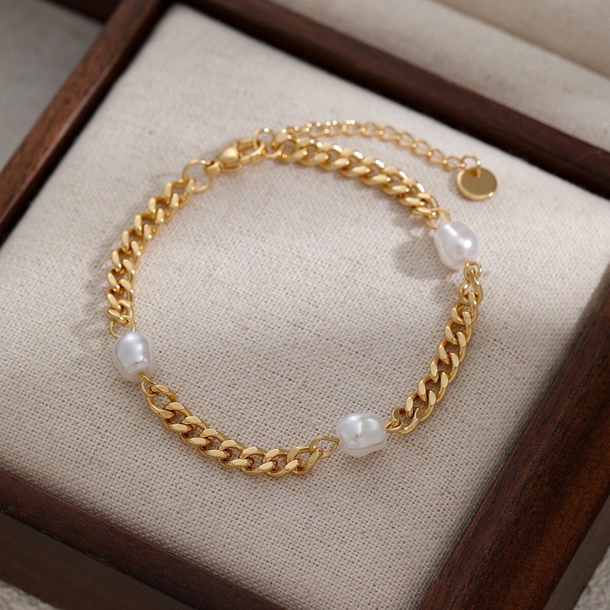 Stainless Steel Tag Pearl Pastoral Style Small Flower Bracelet Elegant Temperament Women