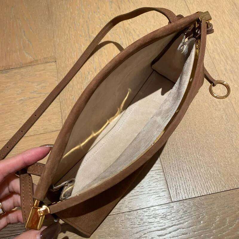 2025 New Genuine Leather Women's Single Shoulder Crossbody Bag