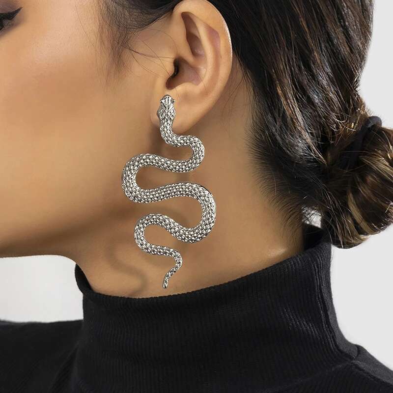 Avant-Garde Sexy And Exaggerated Halloween Snake Shaped Earrings For Women Fashion Gothic Personalized Trend Girl Rock Jewelry