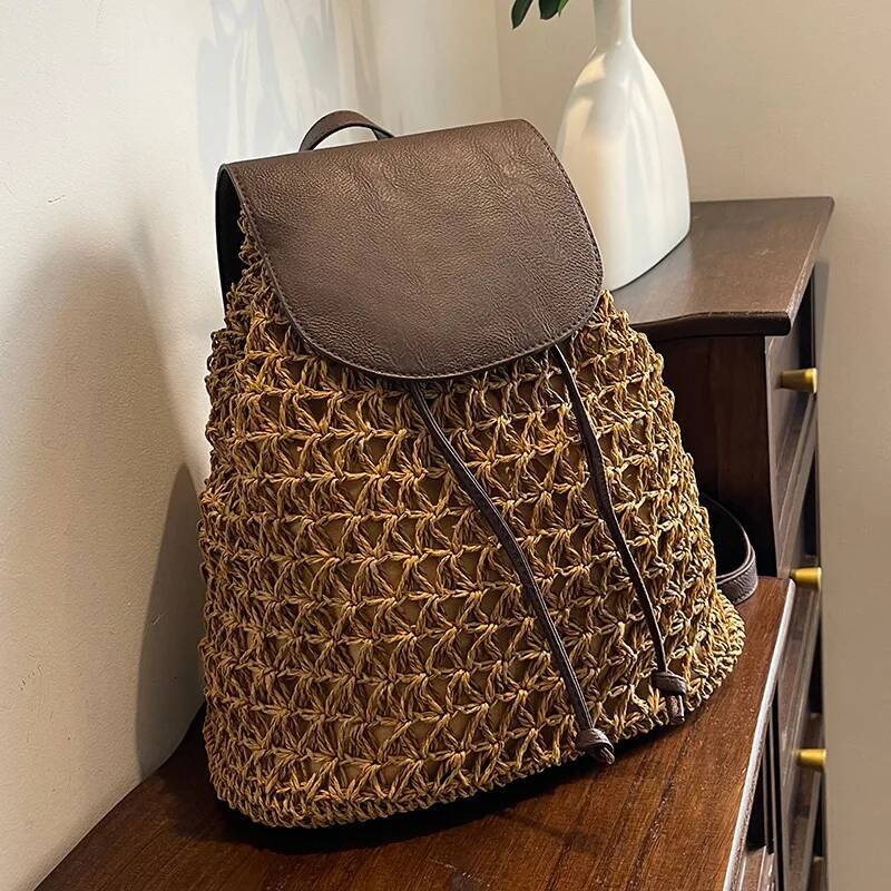 2025 New Retro Straw Backpack Designer Women's Fashion Shoulder Bag Multi functional Straw Weaving PU Leather Elegant Backpack