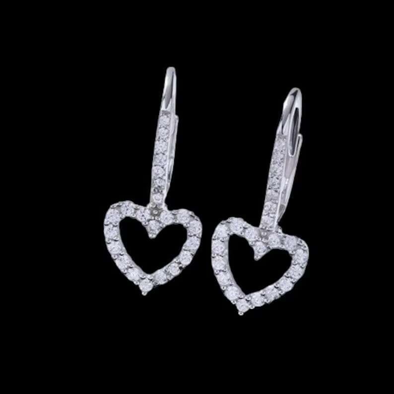 925 Sterling Silver White Moissanite Heart Shape Earrings VVS Clarity Customized Jewelry Other Diamond Necklace