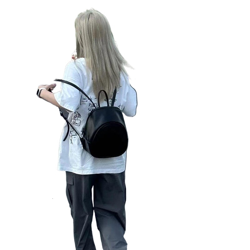 designer Ins Style Korean Niche Backpack for Female Students, Suitable for Class and Commute, Small School Bag for Going Out, High-end Simple Versatil