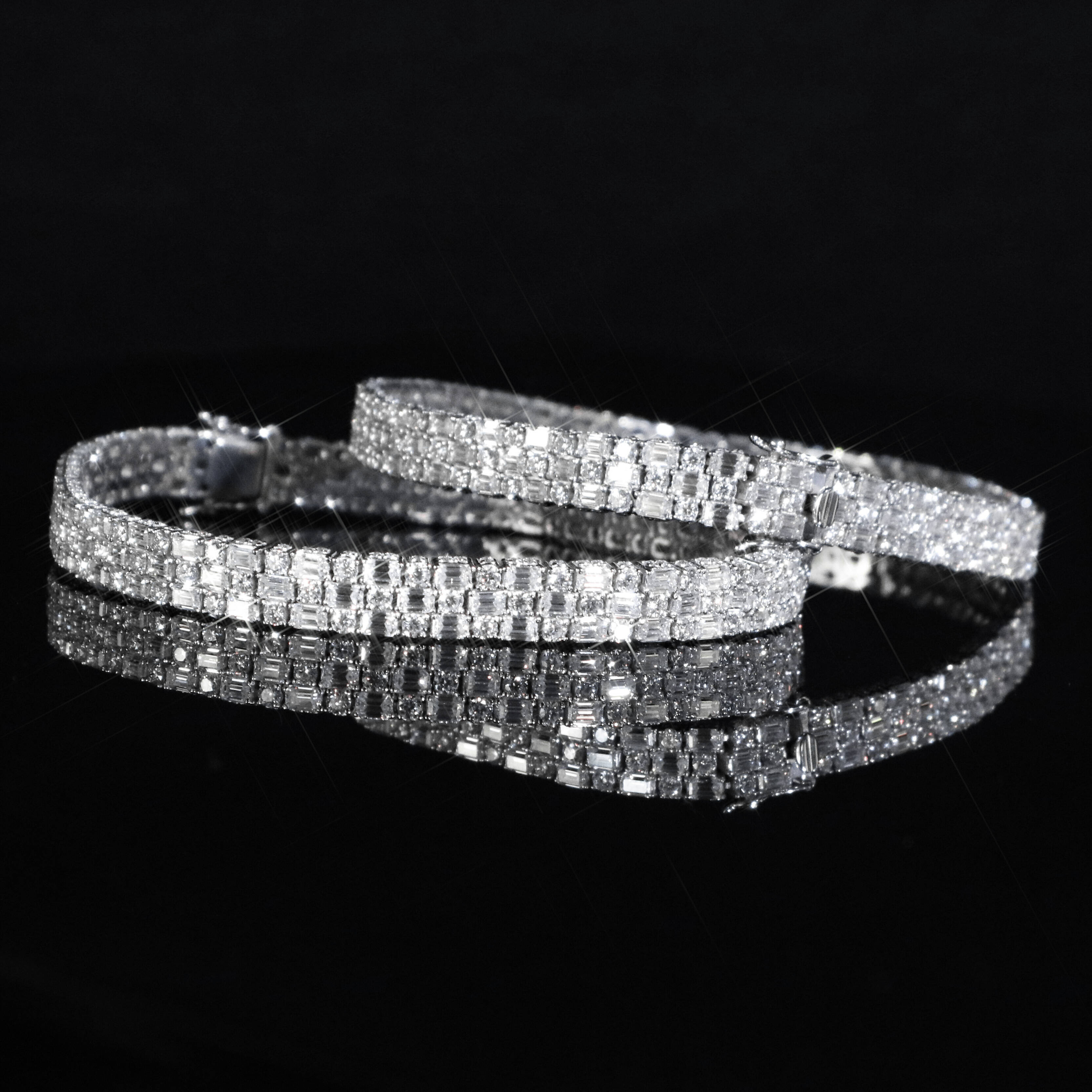 Huitong Two Styles Emerald Cut VVS Iced Out Unisex Sier Tennis Bracelet
