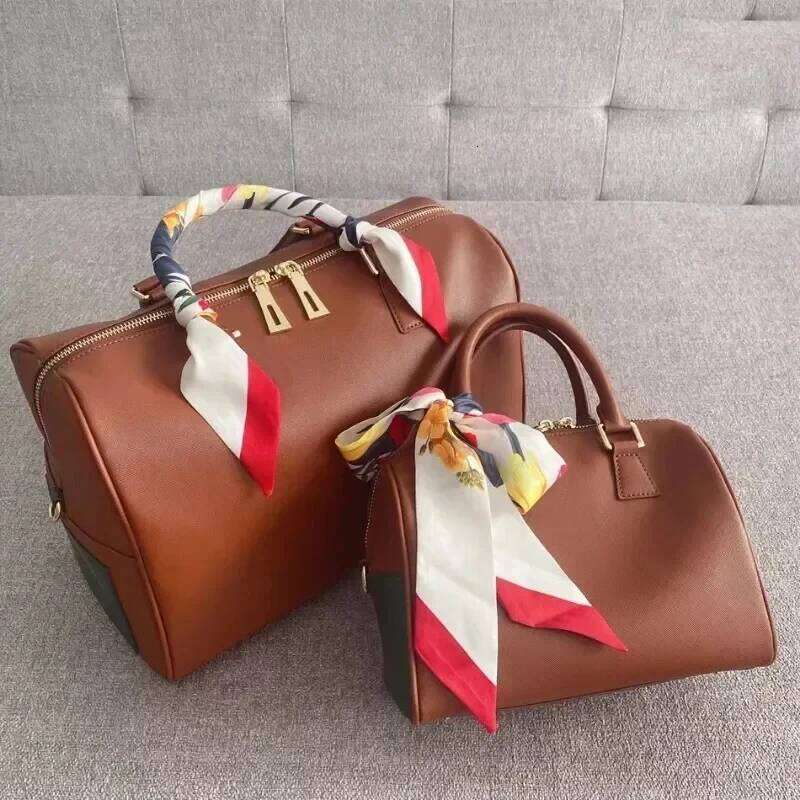 Boston Design Mute Bostons Crossbody Bags with Silk Scarf Fashion Large Capacity Organizer Shoulder Bag Unisex Handbag