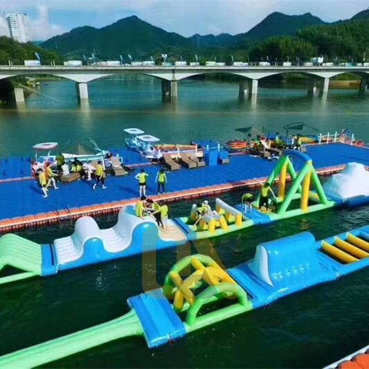 Iatable Lake Surface Obstacle Course Swimming Pool Fun Levels Floating Toys Small Boat Kayak Seesaw Slide
