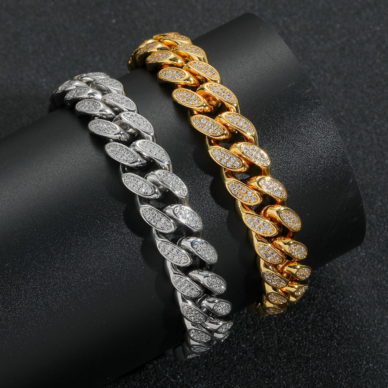 Hip Hop Moissanite Bracelet 12mm Flip Clasp Double Row Full Diamond Cuban Chain Trendy Brand Personality Mens Hip Hop Bracelet moissanite