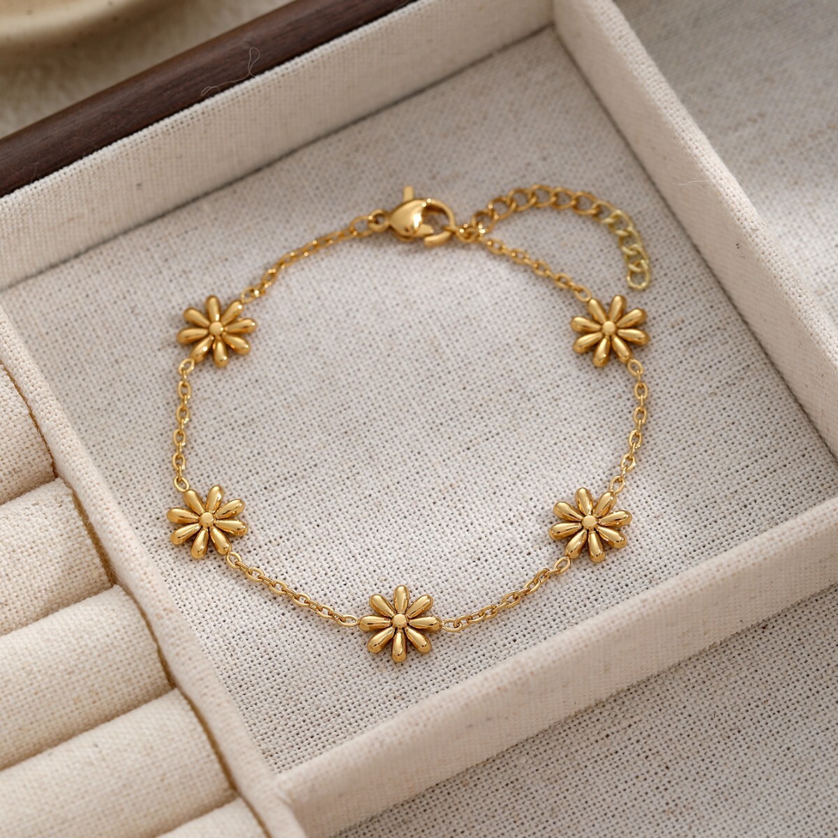 Stainless Steel Tag Pearl Pastoral Style Small Flower Bracelet Elegant Temperament Women