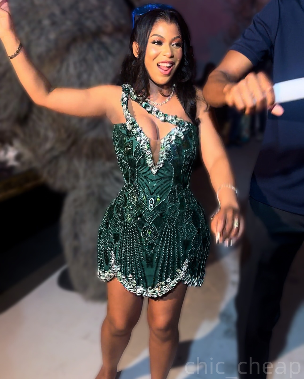 Dark Green Sheath Cocktail Dress One Shoulder Crystals Sequined Short Mini Graduation Homecoming Dresses For Special Occasions Sweetheart Gowns