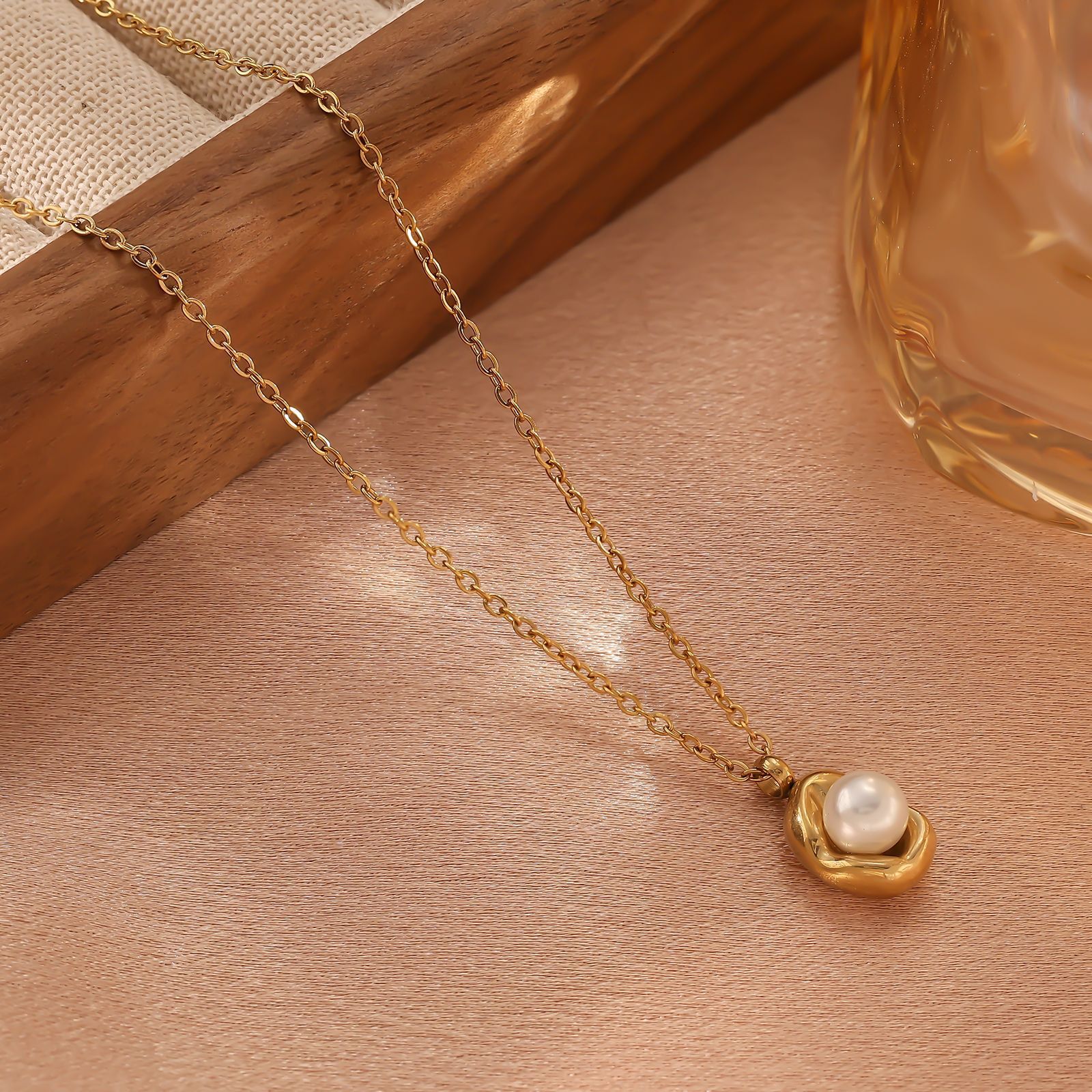 Pearl Pendant Necklace Titanium Steel Clavicle Chain Non-Fading Layered Blogger Style